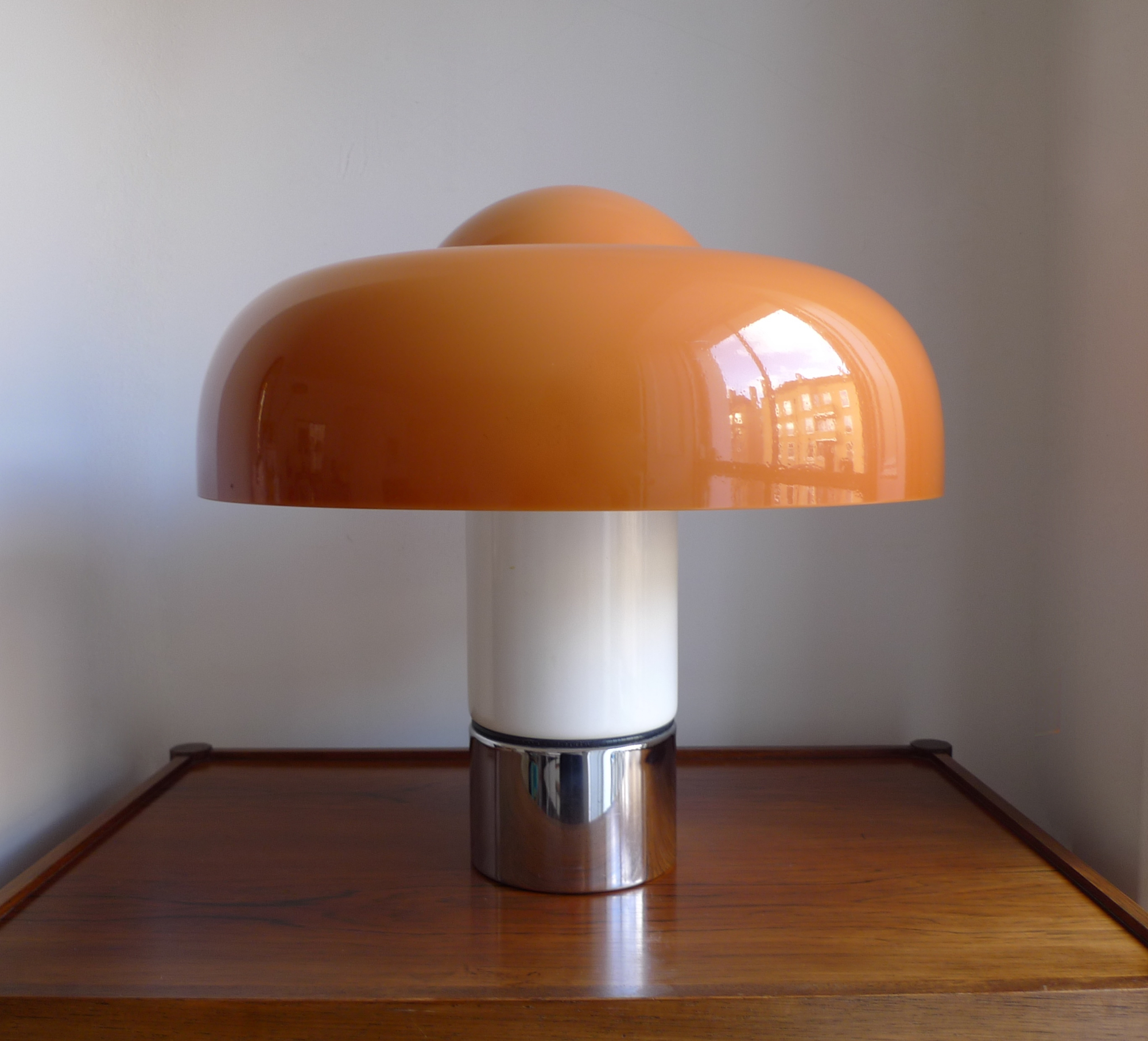 Harvey Guzzini 'BRUMBURY' Lamp by Luigi Massoni, 1969