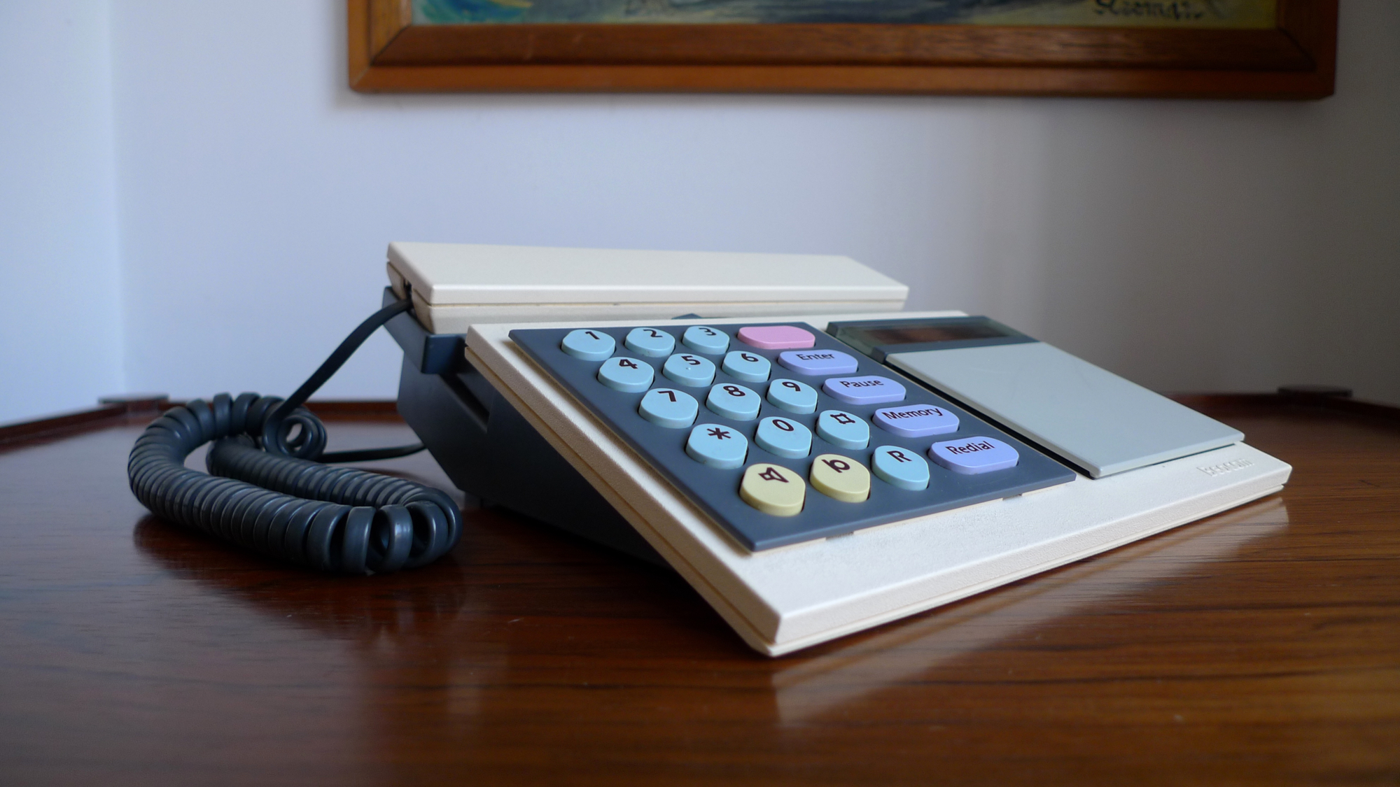 Postmodern Bang & Olufsen "Beocom 2000" Telephone by Henrik Sørig Thomsen, 1986