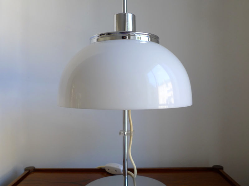 Space Age Harvey Guzzini “Faro” White Adjustable Table Lamp, 1970s